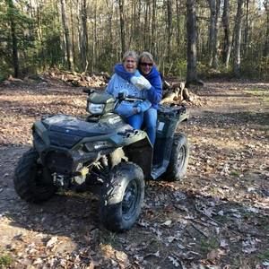 Meet your Posher, Carla